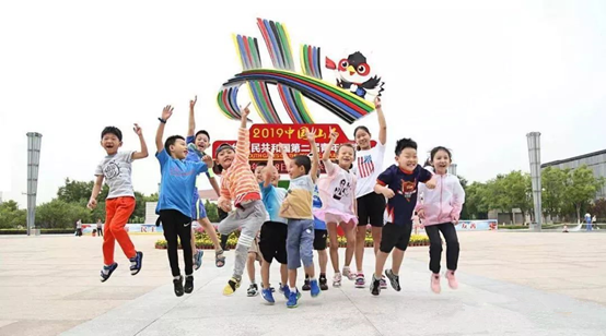 孩子們用汗水收獲了今天的快樂