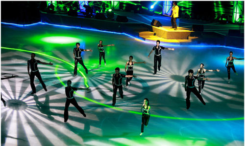 上海文化大劇院移動(dòng)冰場(chǎng)