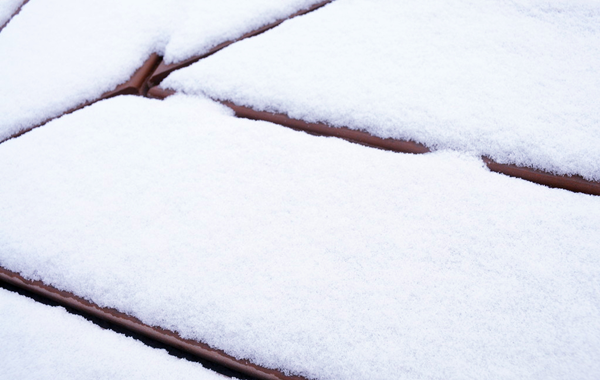 暴雪ESB-A8室內造雪機造出的雪